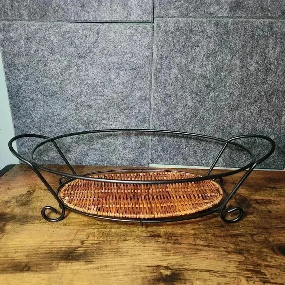 Sturdy Oval Casserole, Baking Dish or Serving Bowl Trivet with Handles x3 - Picture 3 of 10